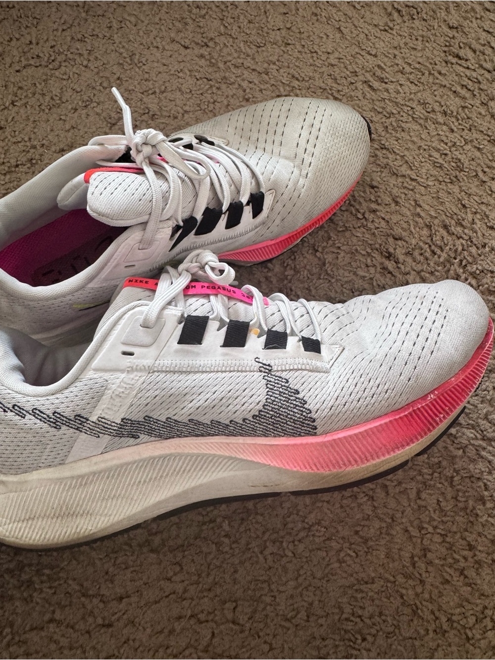 Nike Running Shoes White Pink DJ5401-100 Mens Size 10 Sneakers - Picture 3 of 8